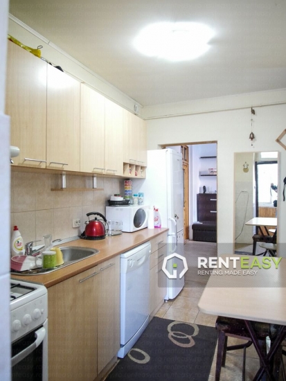 Apartament cu 2 camere de vanzare in Centru - zona Cuza Voda