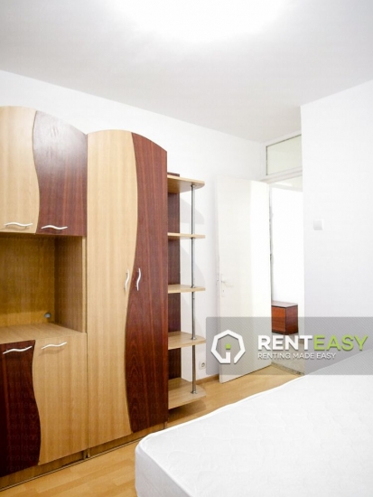 Apartament cu 2 camere de vanzare in zona Podul de Fier