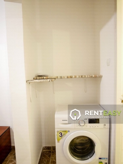Apartament cu 2 camere de vanzare in zona Podul de Fier