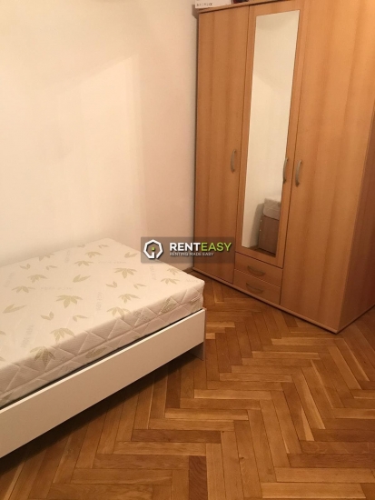 De vanzare!Apartament cu 2 camere situat pe Bulevardul Independentei