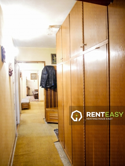 Apartament cu 4 camere de vanzare in zona Stefan cel Mare