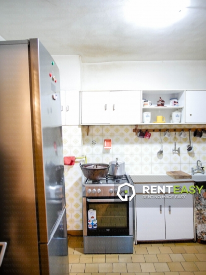Apartament cu 4 camere de vanzare in zona Stefan cel Mare
