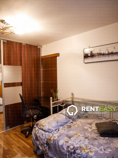 De vanzare!Apartament cu 2 camere decomandat situat in Piata Unirii