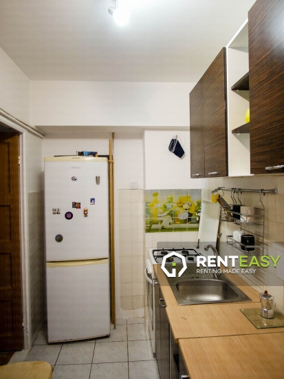 De vanzare!Apartament cu 2 camere decomandat situat in Piata Unirii