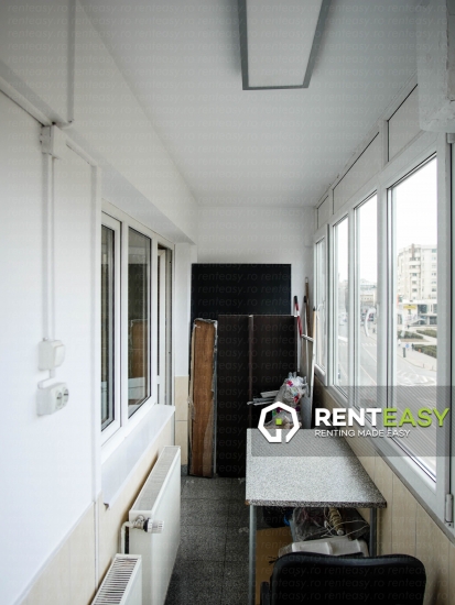De vanzare!Apartament cu 3 camere situat pe Bulevardul Independentei