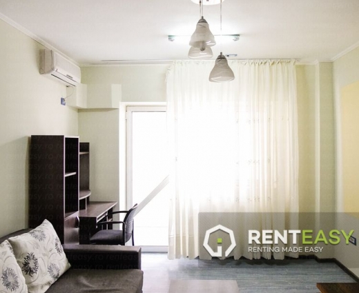 De vanzare!Apartament cu 3 camere situat in zona Moldova Mall