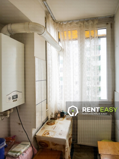 De vanzare!Apartament decomandat cu 3 camere situat in zona Bulevardul Independentei