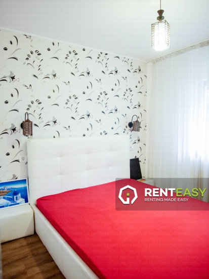 De vanzare!Apartament decomandat cu 3 camere situat in zona centrala