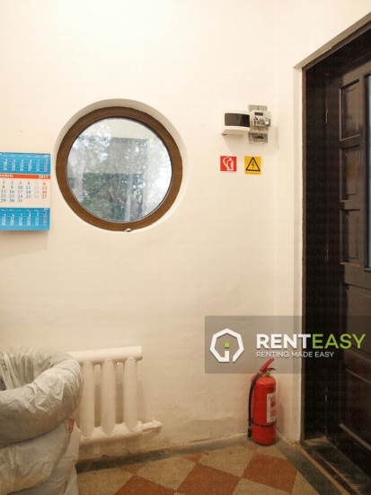 De vanzare!Casa cu 4 camere suprafata utila 140 mp situata in zona Sararie