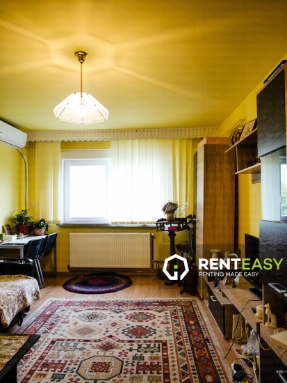 De vanzare!Apartament cu 3 camere decomandat situat in Canta