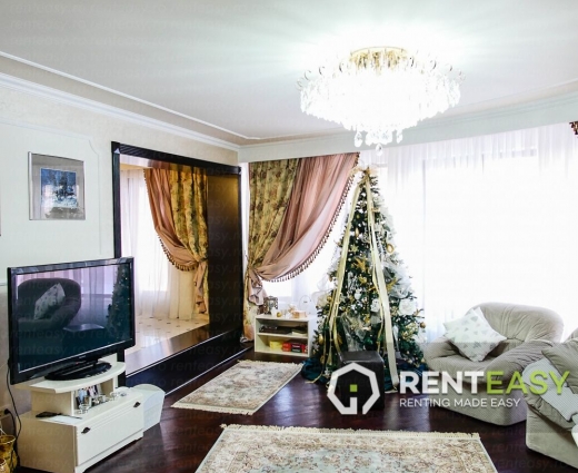 Vila 3 Nivele pentru Vanzare in zona Tatarasi