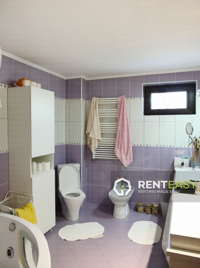Vila 3 Nivele pentru Vanzare in zona Tatarasi