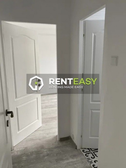 De vanzare!Apartament cu 2 camere situat in zona Podu Ros