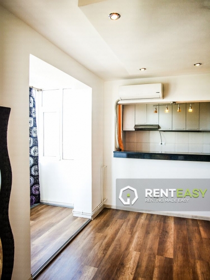 De vanzare!Apartament cu 2 camere situat in zona Podu Ros