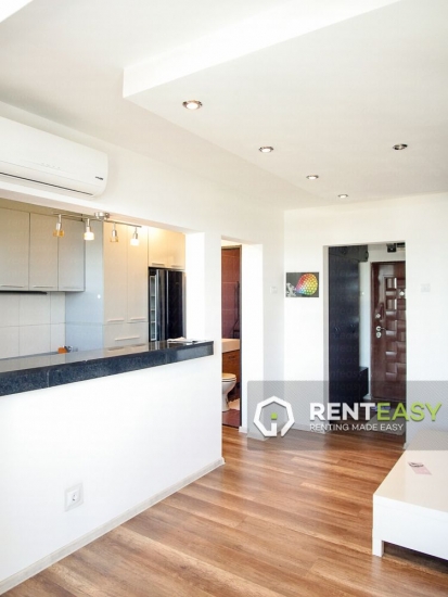 De vanzare!Apartament cu 2 camere situat in zona Podu Ros