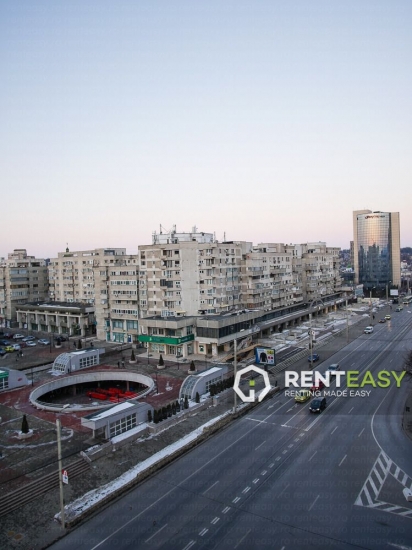 De vanzare!Apartament cu 3 camere situat pe Bulevardul Anastasie Panu