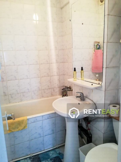 De vanzare!Apartament cu 2 camere situat in Targu Cucu