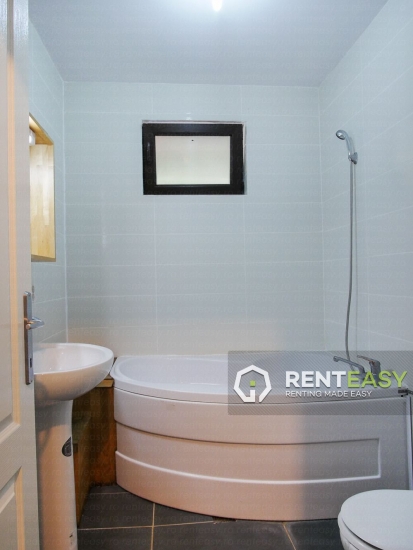 De vanzare ! Imobil cu 6 apartamente situat in zona Copou