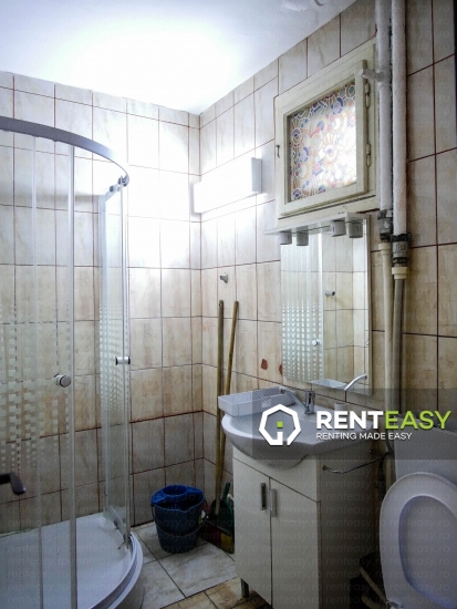 De vanzare!Apartament cu 3 camere situat in Piata Unirii