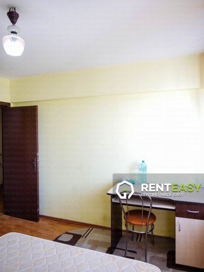 De vanzare!Apartament cu 3 camere situat in Piata Unirii