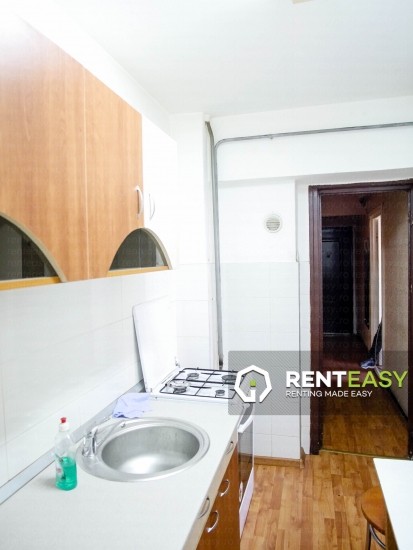 De vanzare!Apartament cu 3 camere situat in Piata Unirii