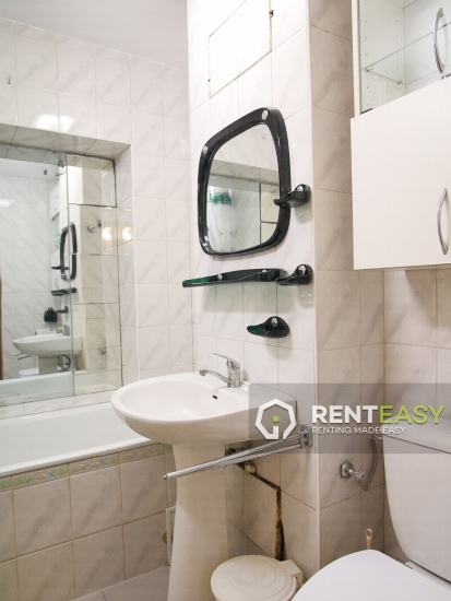 De vanzare! Apartament cu 4 camere situat in zona Pacurari