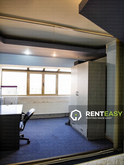 De vanzare! Apartament cu 4 camere situat pe Bulevardul Anastasie Panu