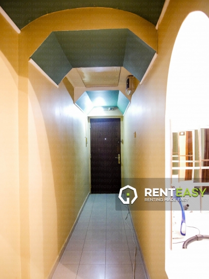 De vanzare! Apartament cu 4 camere situat pe Bulevardul Anastasie Panu
