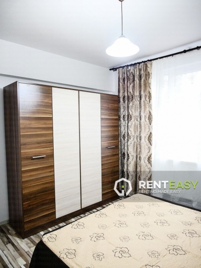 De vanzare!Apartament cu 3 camere situat pe Bulevardul Stefan Cel Mare si Sfant