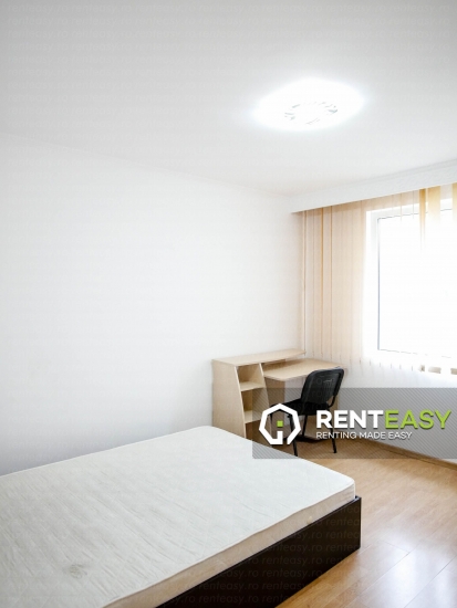 De vanzare! Apartament cu 3 camere situat in zona Piata Unirii