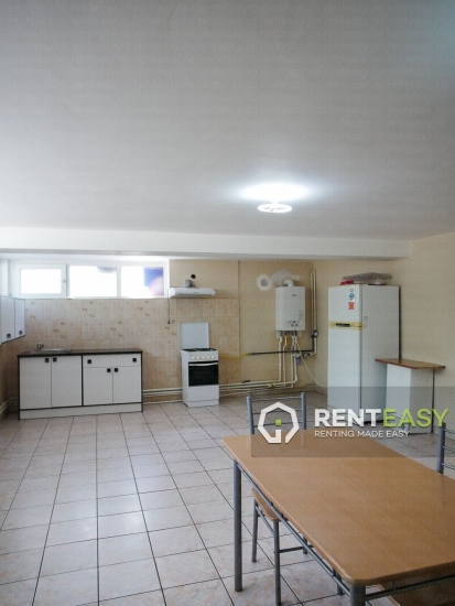 Vila cu 3 Apartamente pentru Vanzare in Copou