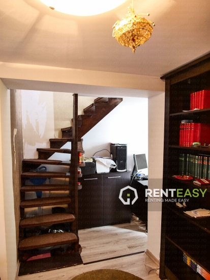 Vila cu 3 Apartamente pentru Vanzare in Copou