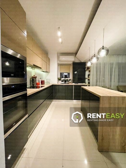De vanzare !Apartament cu 3 camere situat in zona Garii