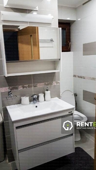 De vanzare! Apartament cu 3 camere situat in zona Palas