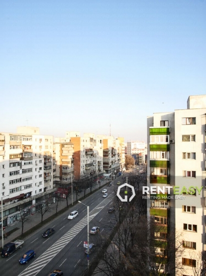 Apartament 3 Camere pentru Vanzare pe Independentei