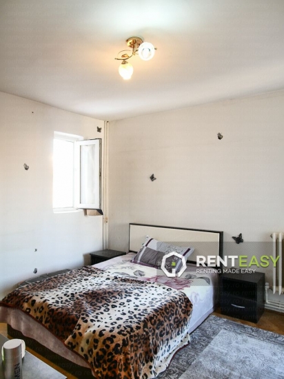 Apartament 3 Camere pentru Vanzare pe Independentei