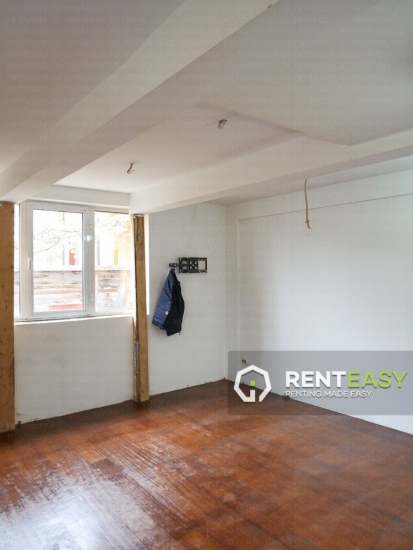 Duplex cu 4 Camere de Inchiriat in zona Manta Rosie