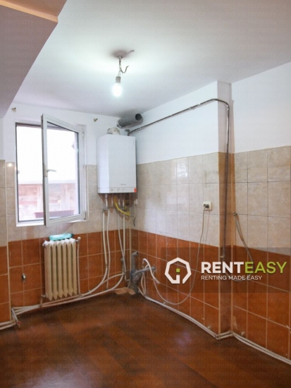 Duplex cu 4 Camere de Inchiriat in zona Manta Rosie