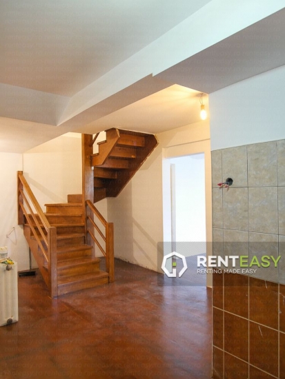 Duplex cu 4 Camere de Inchiriat in zona Manta Rosie