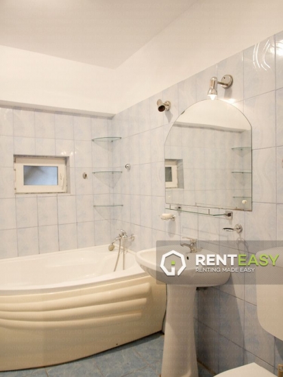 Apartament cu 2 Camere pentru Inchiriat in Pacurari