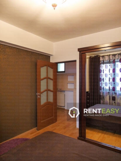 Apartament 3 Camere pentru Inchiriat in Centru zona Moldova Mall