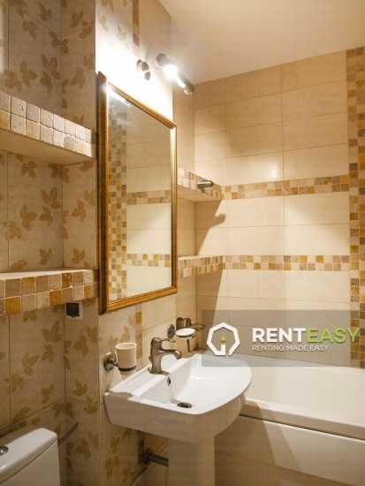 Apartament 3 Camere pentru Inchiriat in Centru zona Moldova Mall