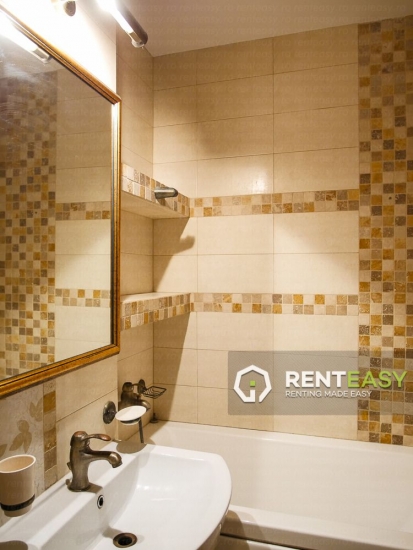Apartament 3 Camere pentru Inchiriat in Centru zona Moldova Mall