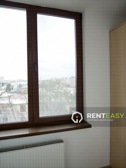Apartament 3 Camere pentru Inchiriat in Centru zona Moldova Mall