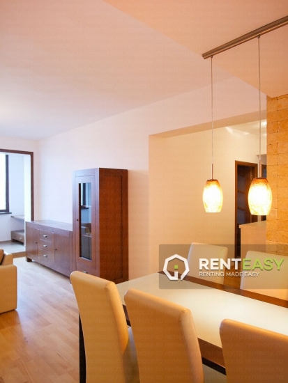 Apartament 3 Camere pentru Inchiriat in Centru zona Moldova Mall