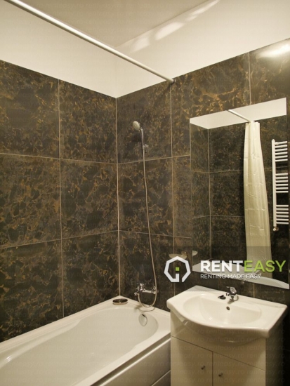 Apartament cu 3 Camere de Inchiriat in zona Palas - Bloc Nou