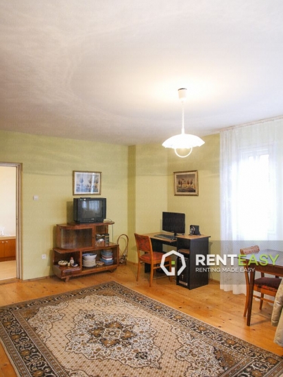 Casa cu 2 Camere de Inchiriat in Podul de Fier