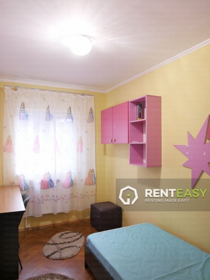Apartament cu 3 Camere de Inchiriat in Centru - Targu Cucu