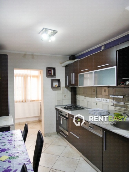 Apartament cu 3 Camere de Inchiriat in Centru - Targu Cucu