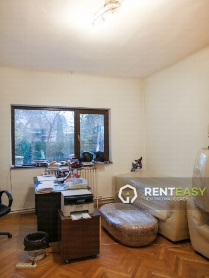 Vila cu 4 Camere de Inchiriat in Copou